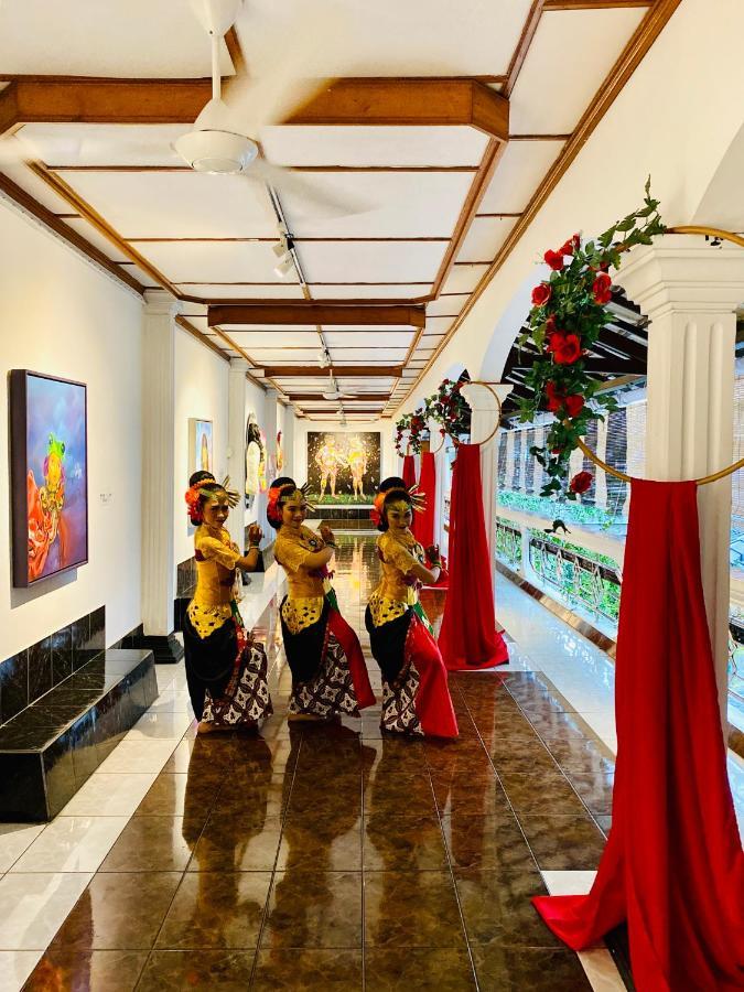 Raintree Boutique Villa & Gallery Yogyakarta Exteriör bild