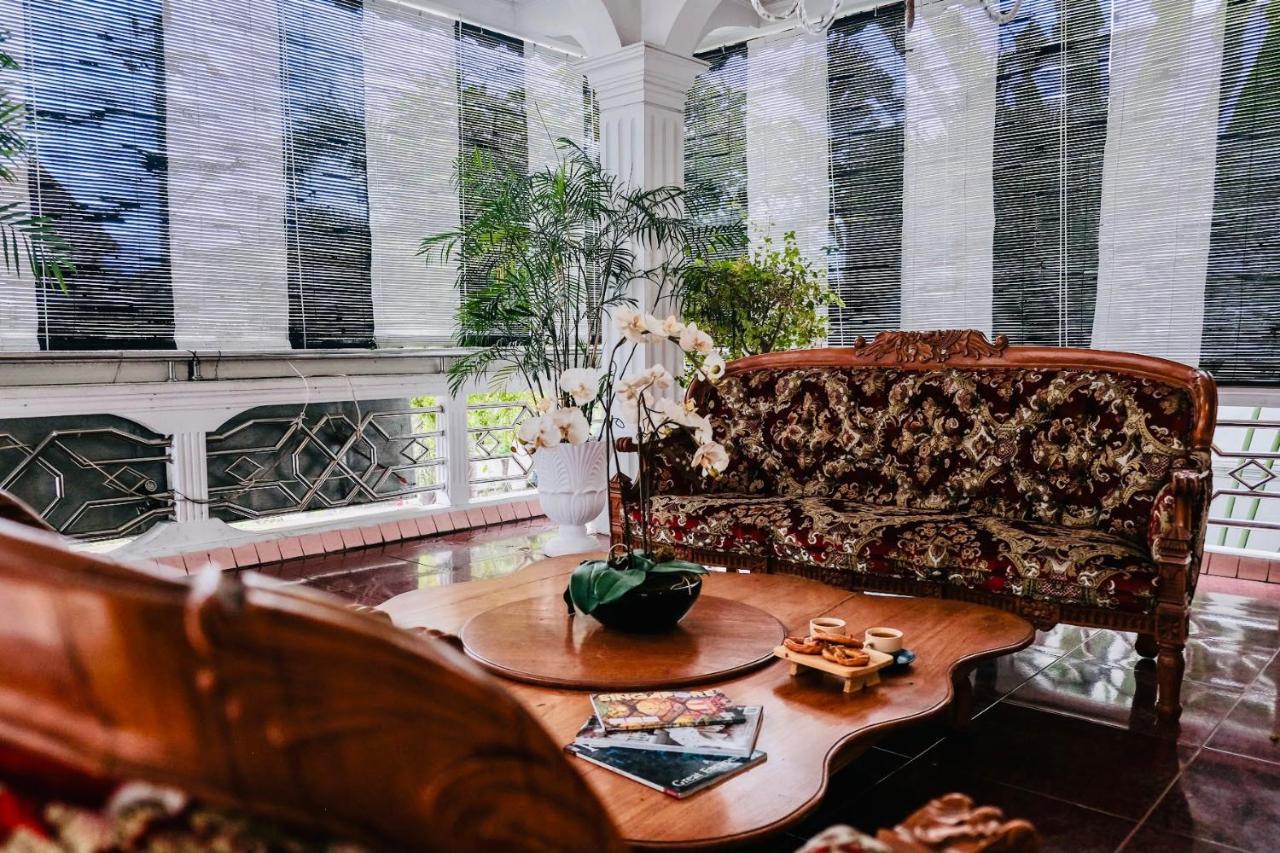 Raintree Boutique Villa & Gallery Yogyakarta Exteriör bild
