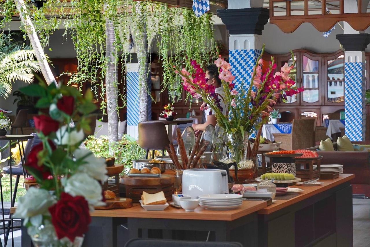 Raintree Boutique Villa & Gallery Yogyakarta Exteriör bild