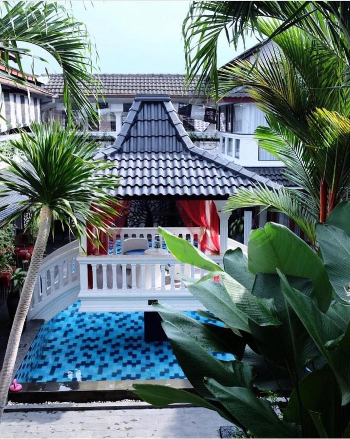Raintree Boutique Villa & Gallery Yogyakarta Exteriör bild