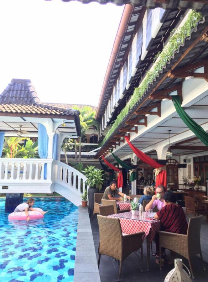 Raintree Boutique Villa & Gallery Yogyakarta Exteriör bild