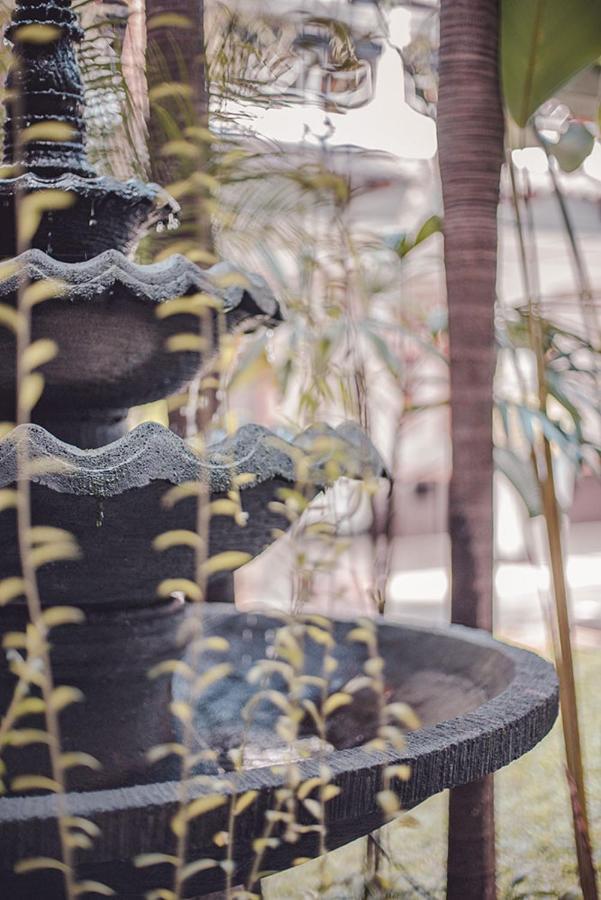 Raintree Boutique Villa & Gallery Yogyakarta Exteriör bild