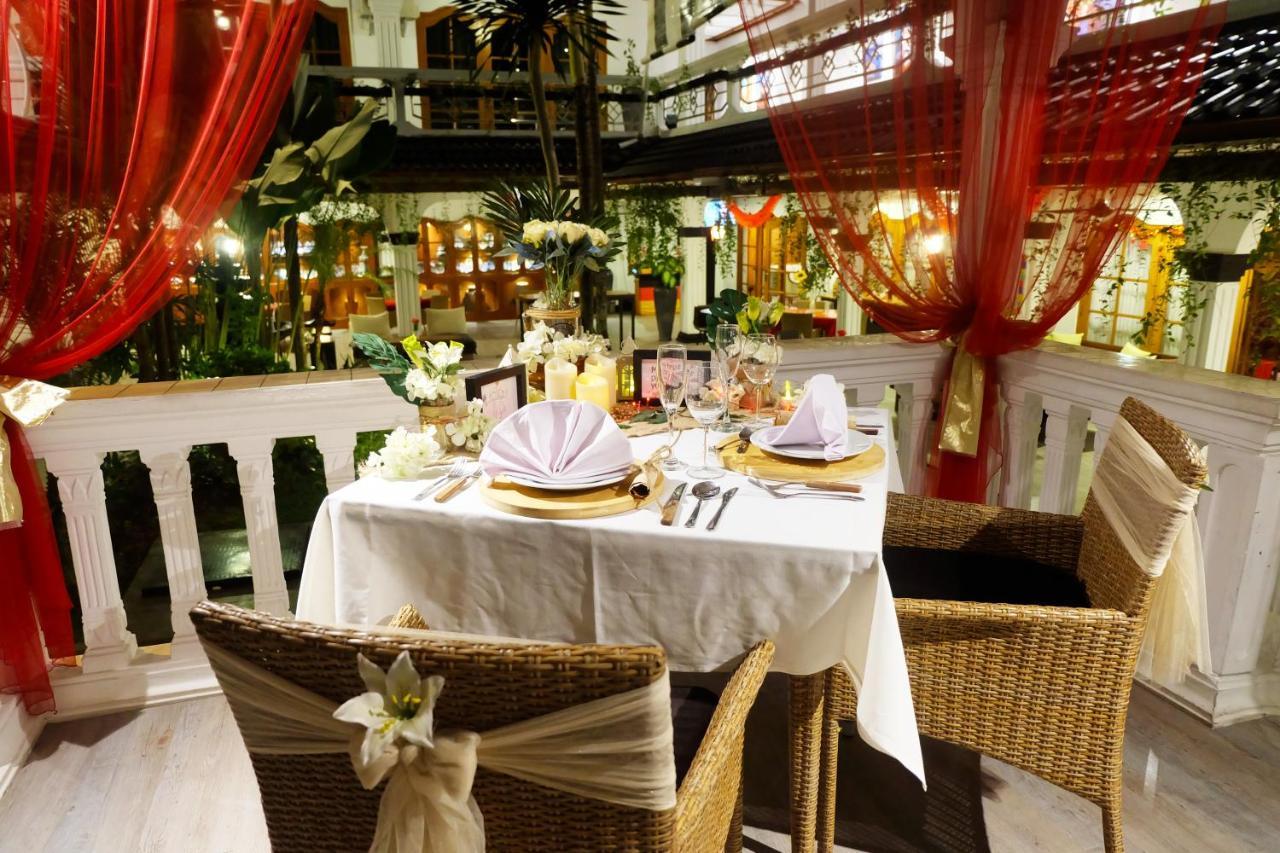 Raintree Boutique Villa & Gallery Yogyakarta Exteriör bild