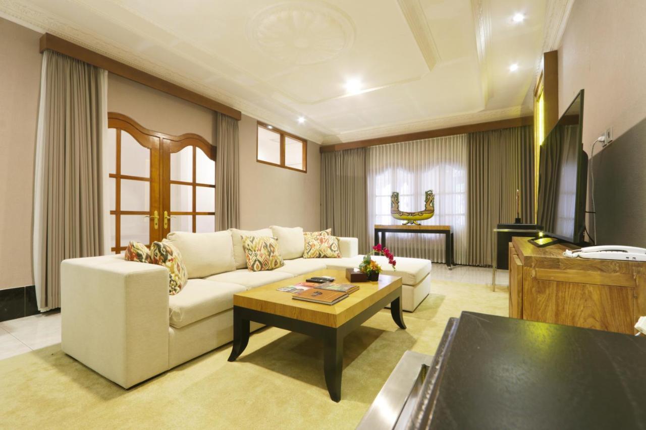 Raintree Boutique Villa & Gallery Yogyakarta Exteriör bild
